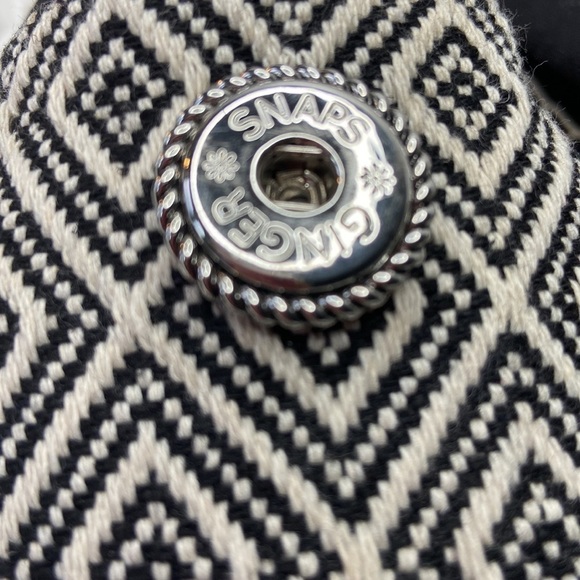 Ginger Snaps Women’s Espadrille Cross Stitching Slip-on Flat Shoes Size 8 NEW - Picture 8 of 12